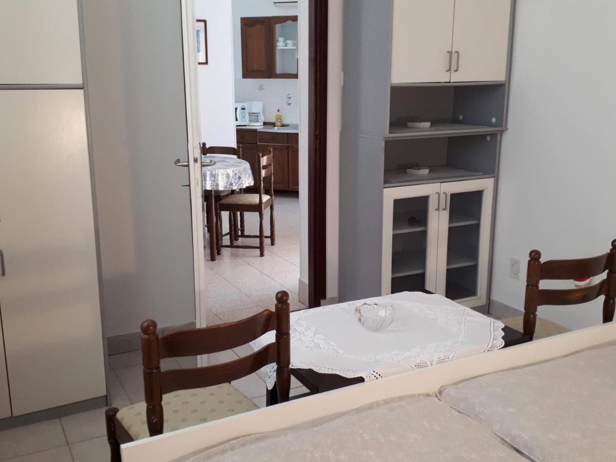 Apartments Rovis Tar-Vabriga 외부 사진