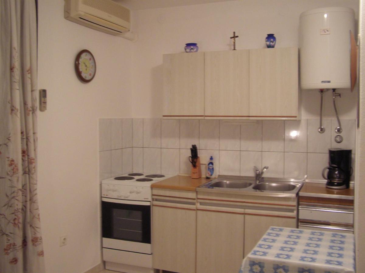 Apartments Rovis Tar-Vabriga 외부 사진